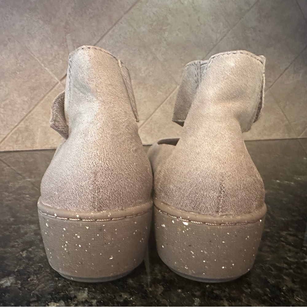 Tan Dansko Jenna Shoes with Ankle Strap - Picture 5 of 7
